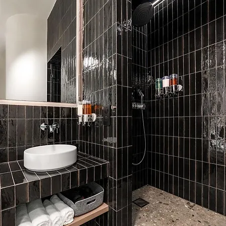 Luxury In Old Marais, 3 Bedroom Patio, Sauna, Fitness Room, Ac Appartamento *